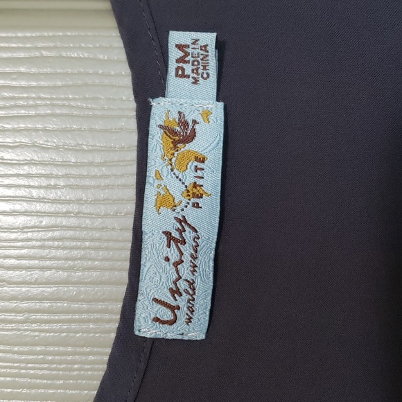 EUC🔹️Unity World Wear embroidery bling boho rayon top size medium petite - Picture 4 of 5